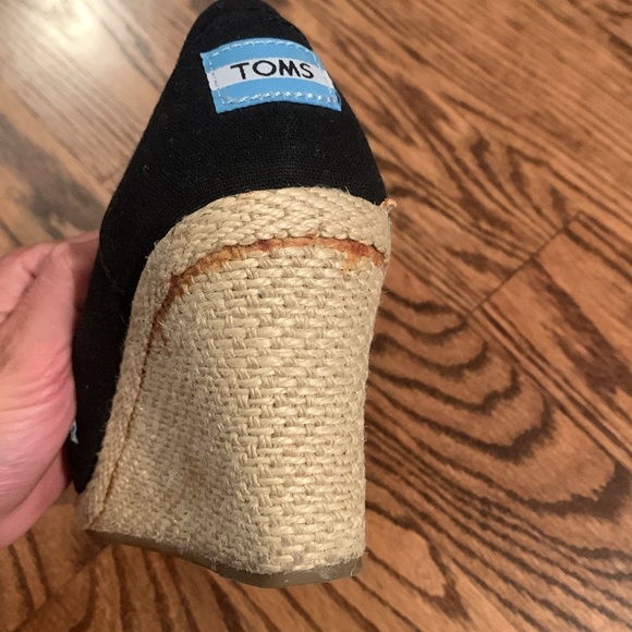 Toms wedges, size 7.5 - Picture 9 of 9